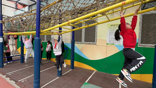 孩子從。校方供圖